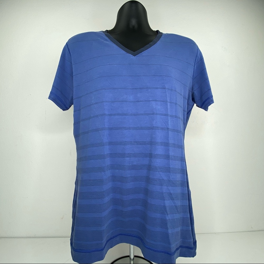 Lululemon Mens Blue Striped Short Sleeve V Neck Basic Knit Top Logo T-Shirt Med